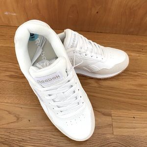 Brand new sneakers! Reebok size 6